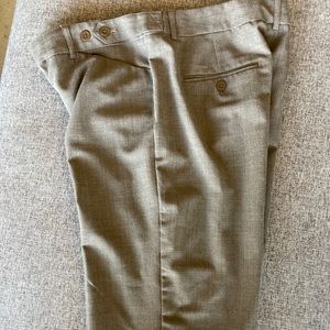 Editor size 8 Bermuda shorts from Express